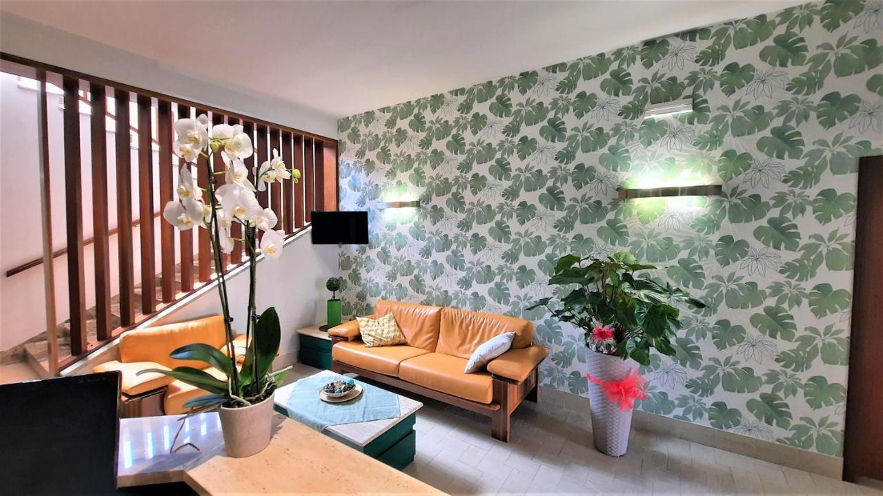 Hotel Pineta San Benedetto del Tronto Eksteriør bilde