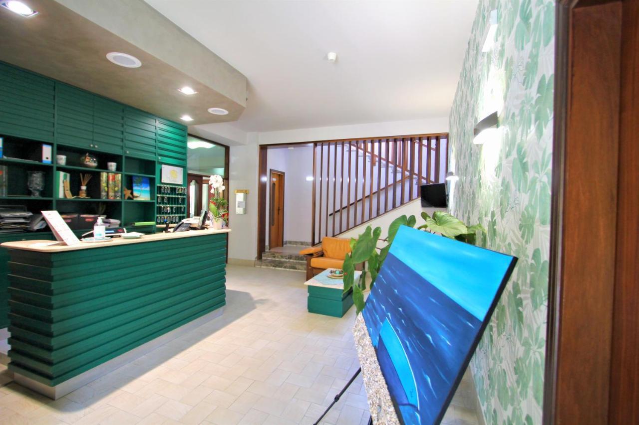 Hotel Pineta San Benedetto del Tronto Eksteriør bilde