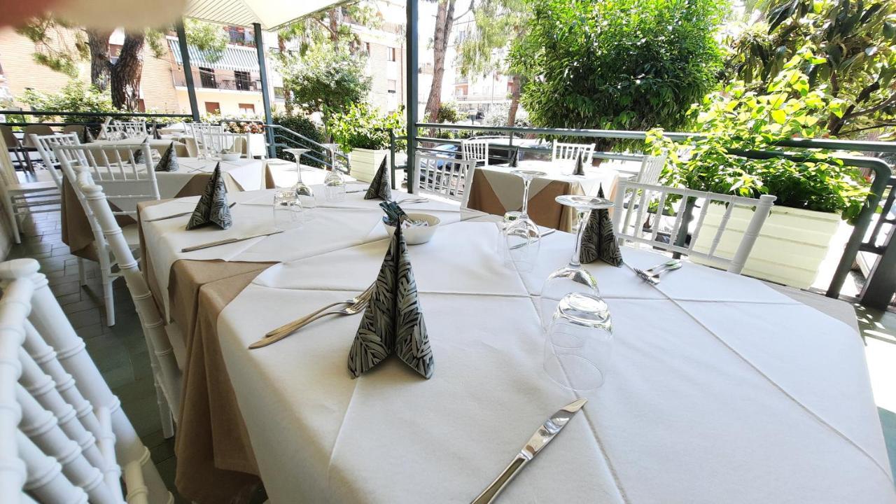 Hotel Pineta San Benedetto del Tronto Eksteriør bilde