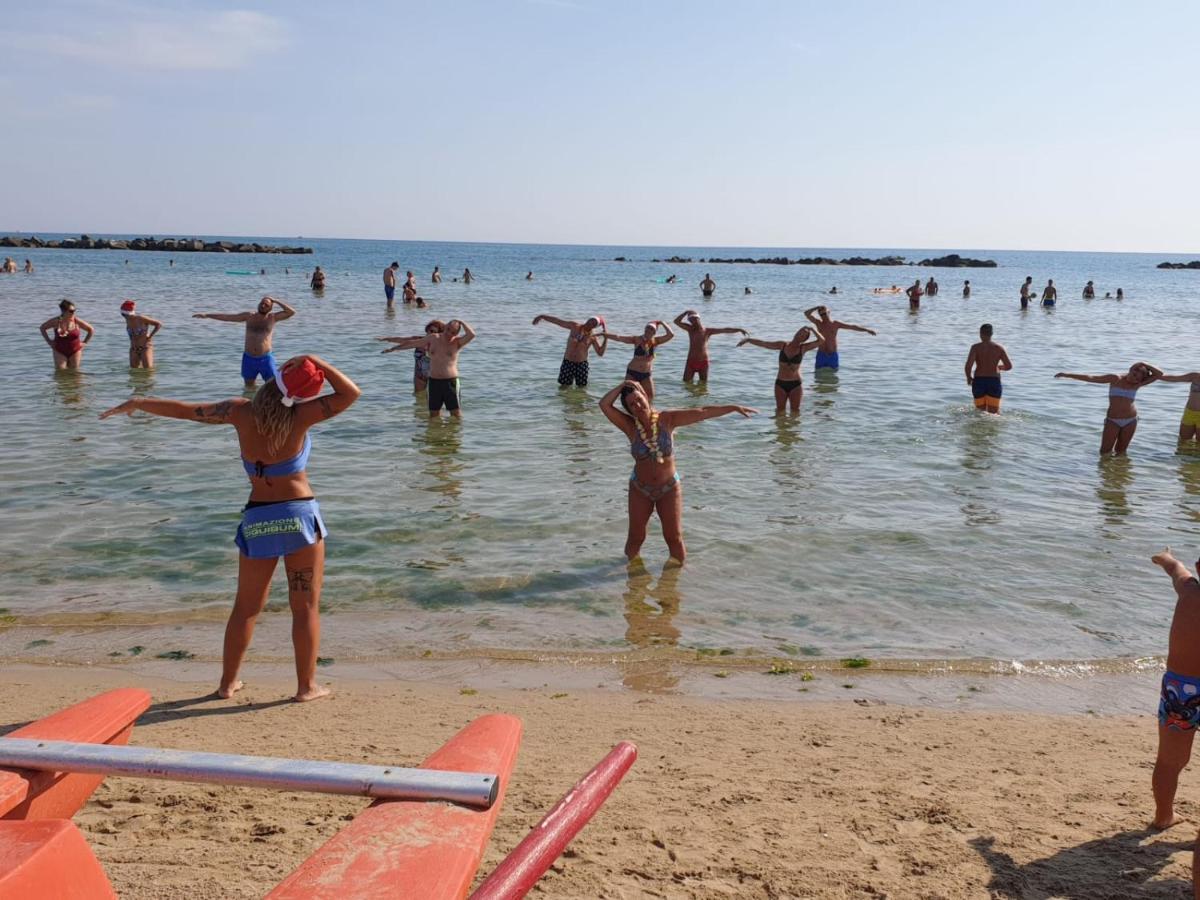 Hotel Pineta San Benedetto del Tronto Eksteriør bilde